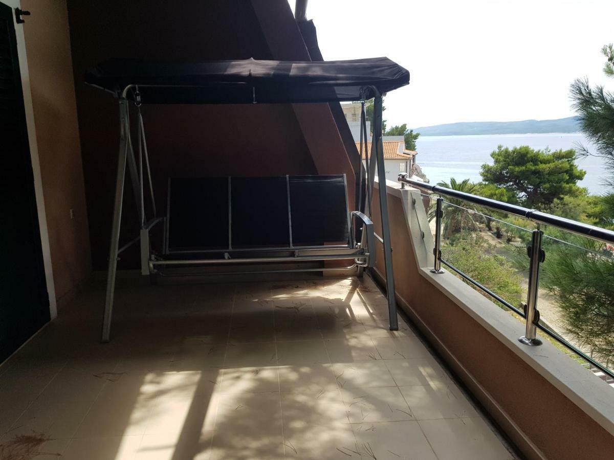 "Laurier" Rooms & Apartments Целина Экстерьер фото